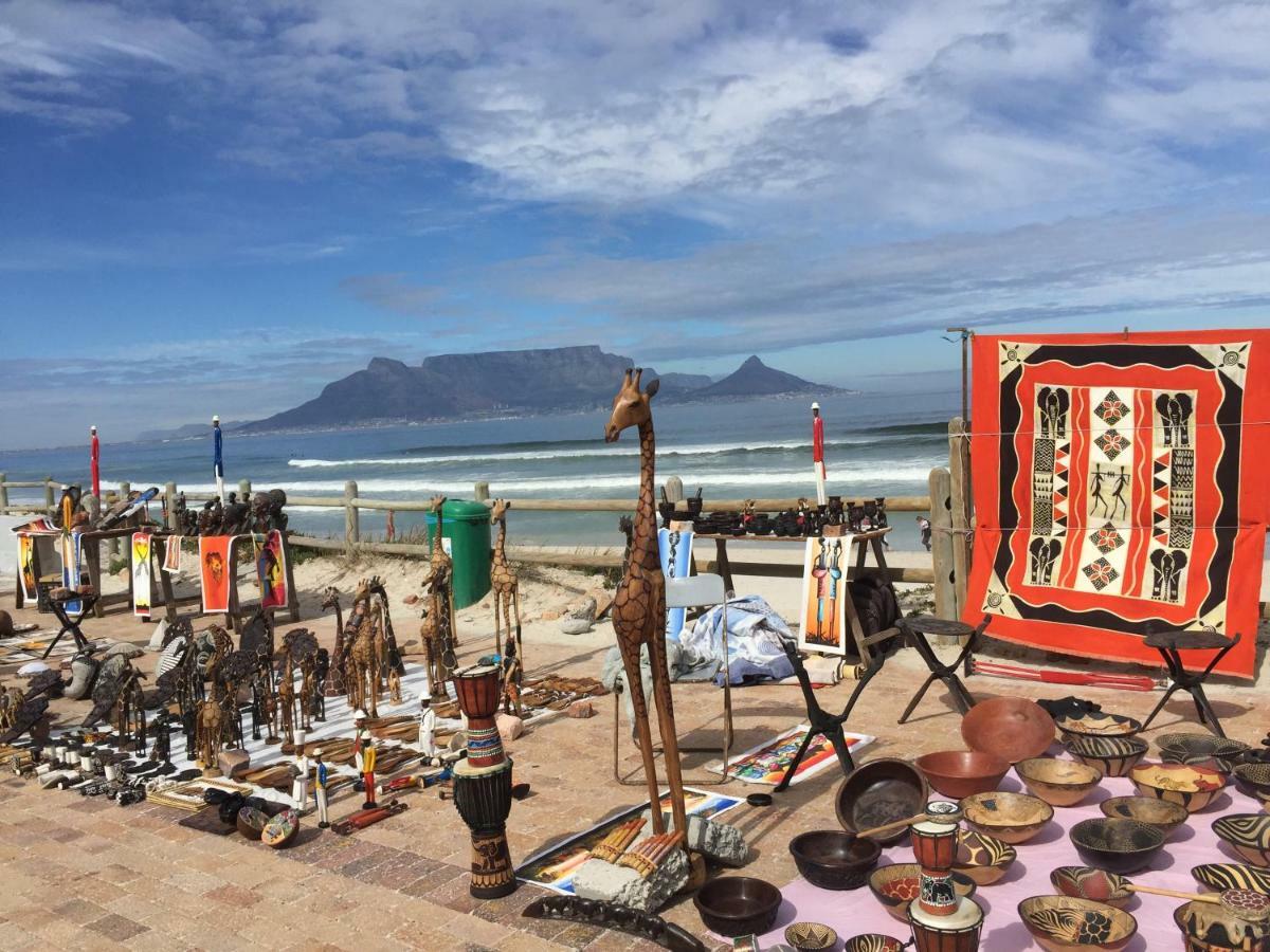 Bentley'S Guesthouse Bloubergstrand Eksteriør billede